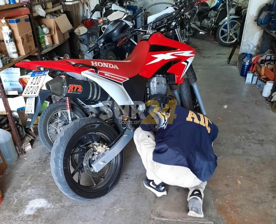 Fuerzas policiales inspeccionaron talleres de motos en Firmat