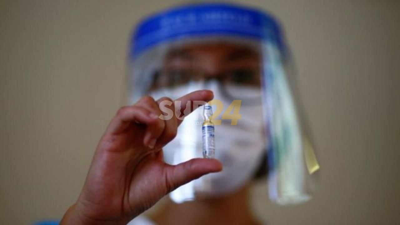Escándalo sanitario: personas fallecidas figuran como vacunadas en Colombia