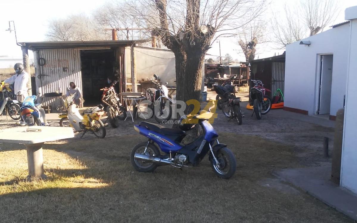 María Teresa: secuestraron una moto y un karting en control a un taller