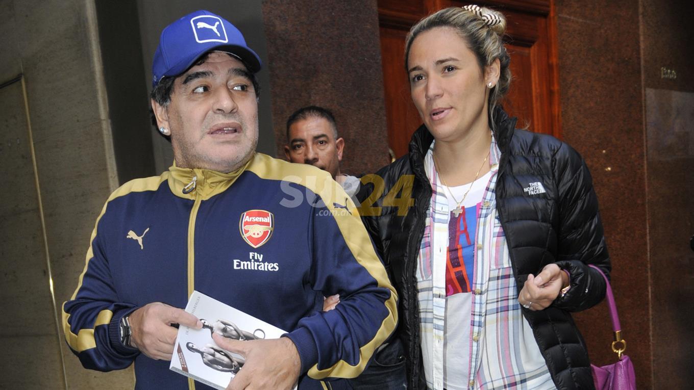 Caso Maradona: Rocío Oliva pidió postergar su declaración