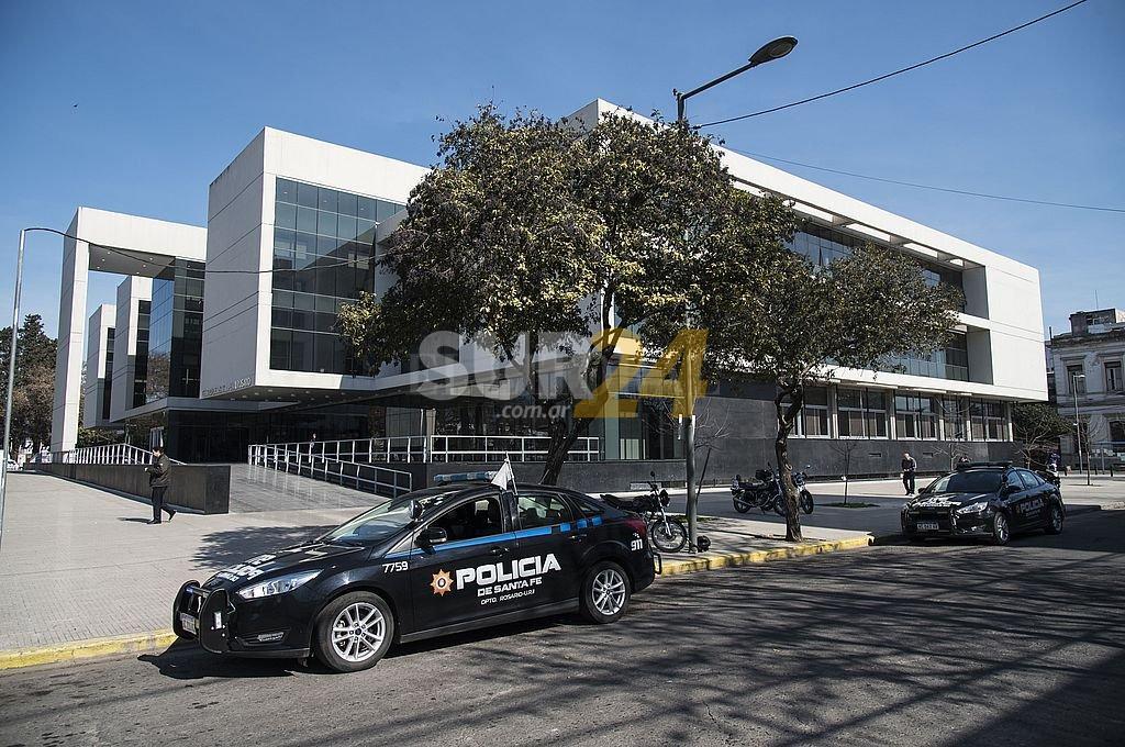 Prisión preventiva para dos personas por ayudar a presos a huir de la cárcel de Piñero ocultos en carritos