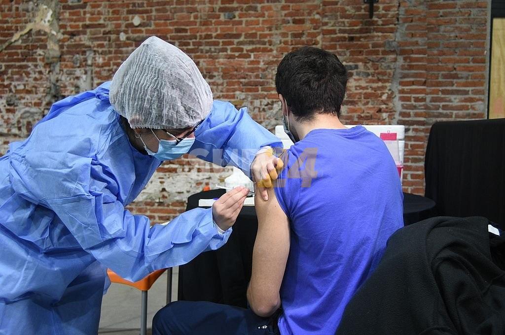 Firmat: el 54 % de los mayores de 18 años completó el esquema vacunatorio anti-Covid