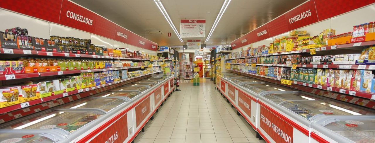 Mujer detenida por intentar robar mercadería en un supermercado