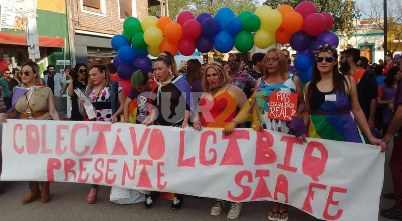Colectivo LGBTIQ promueve 5° Marcha del Orgullo
