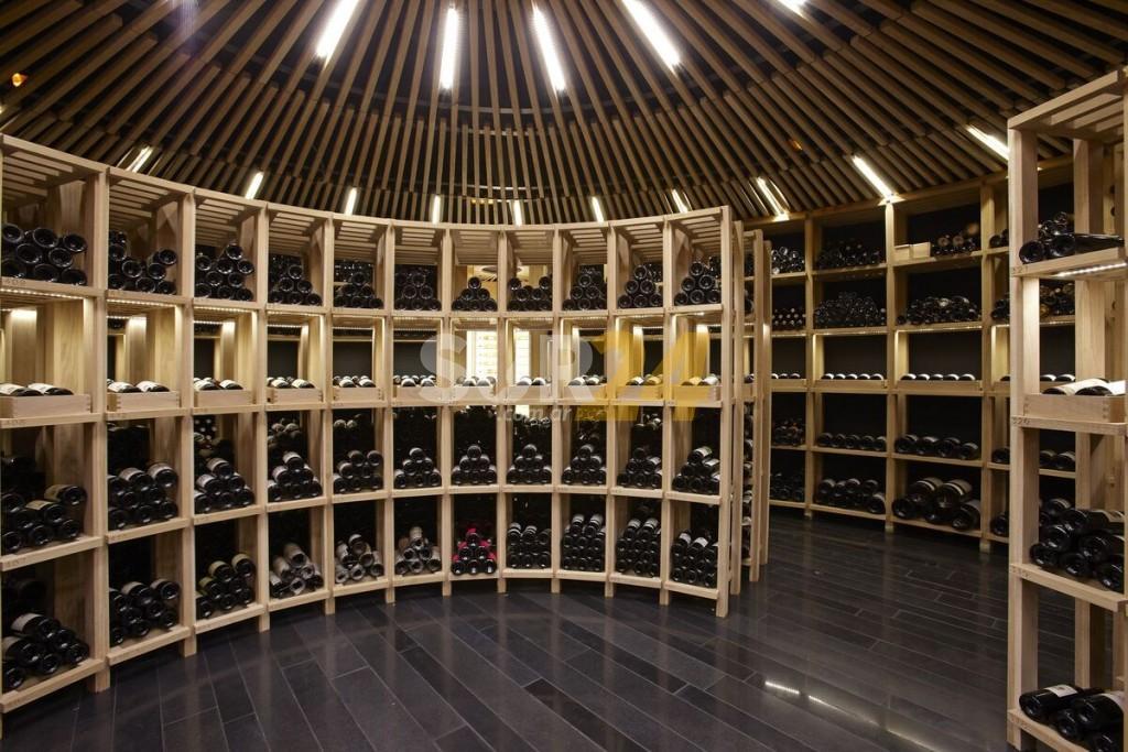 España: robaron 45 vinos de lujo en uno de los mejores restaurantes