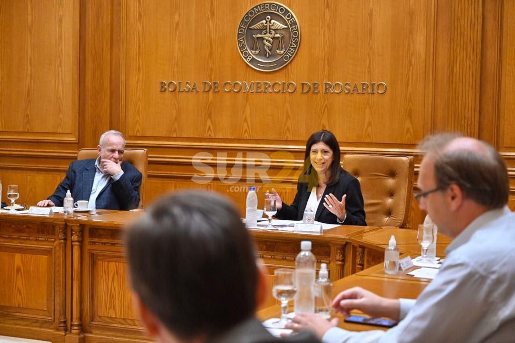 Clara García: “Nuestra presencia en el Senado garantiza la defensa de Santa Fe”