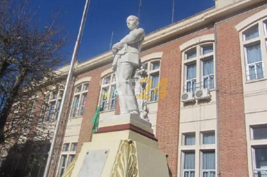 Aíslan a más de 200 alumnos por un brote de Covid en un colegio de Quilmes