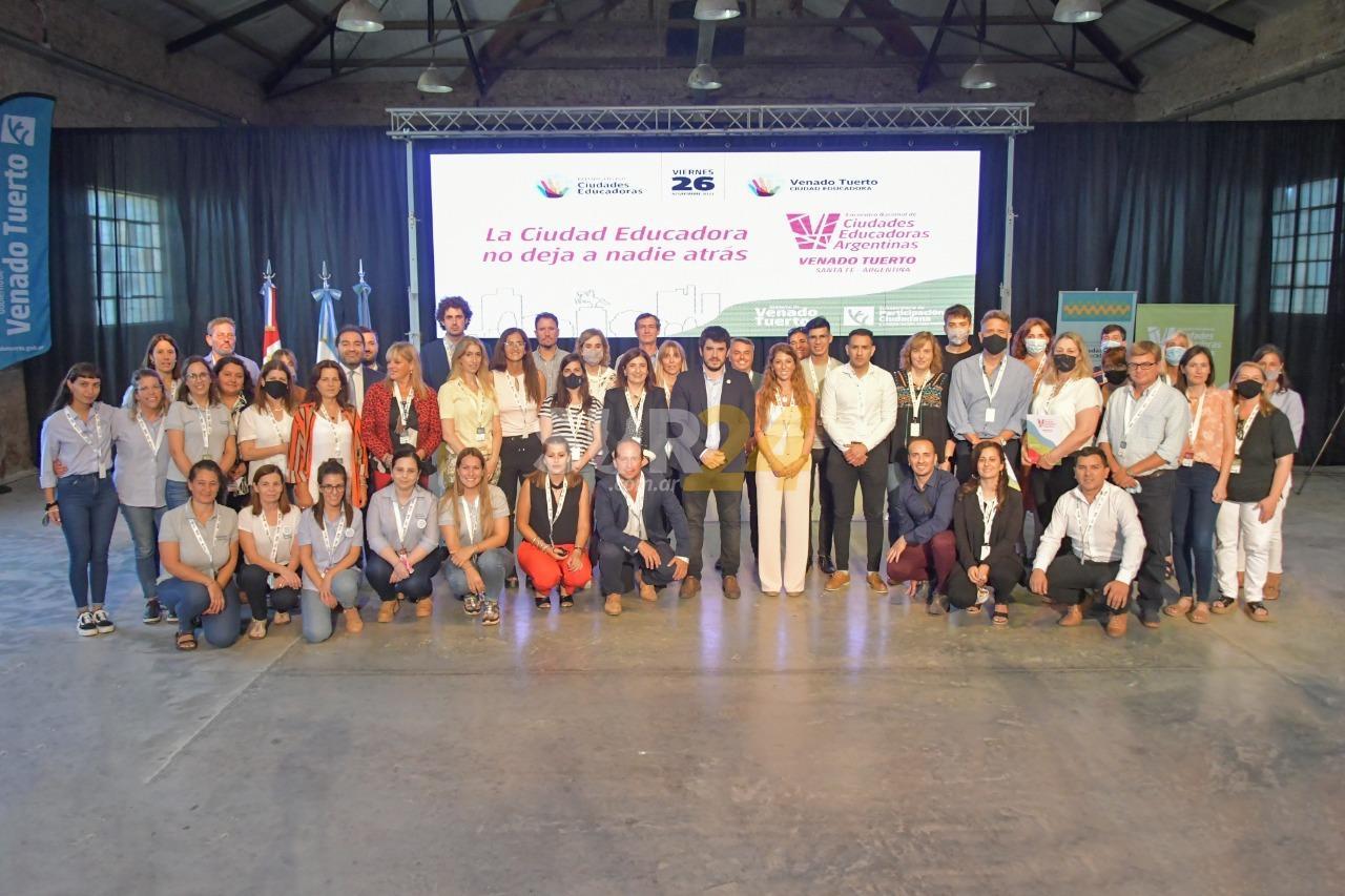 Chiarella encabezó la apertura del V Encuentro de Ciudades Educadoras  