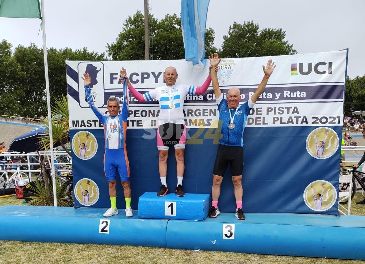 El “Indio” Zoric, triple campeón argentino de ciclismo Master