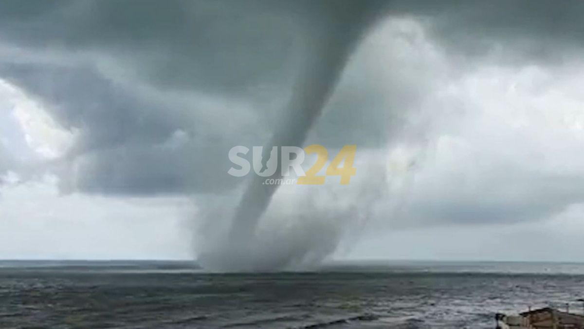 VIDEO. Impresionantes tornados azotan a Sicilia y causan grandes daños