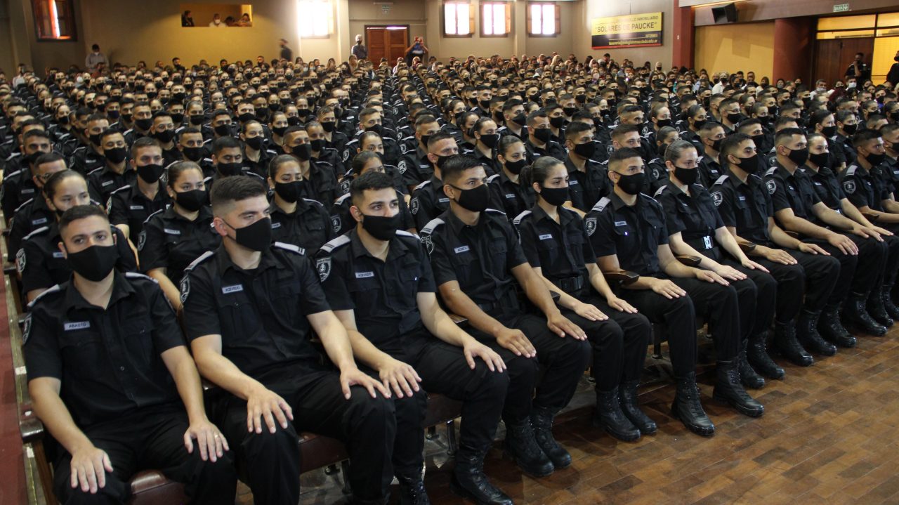 La provincia incorpora 814 nuevos policías
