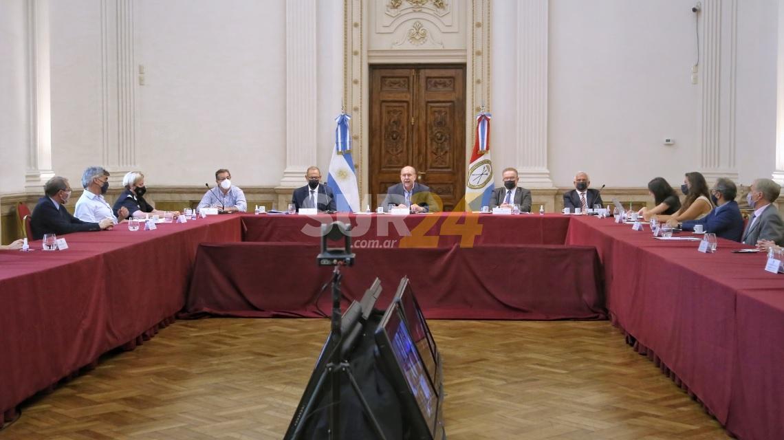 Perotti recibió a diferentes sectores para informar las propuestas en materia de seguridad