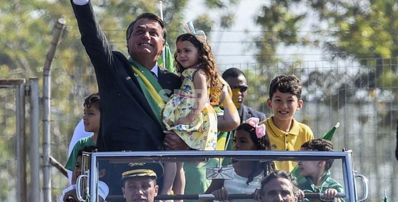 Jair Bolsonaro puso en duda la vacunación en niños