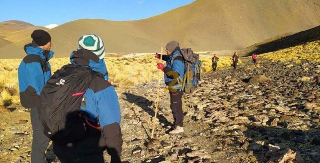 Rescatan a dos montañistas franceses que estaban perdidos en Fiambalá