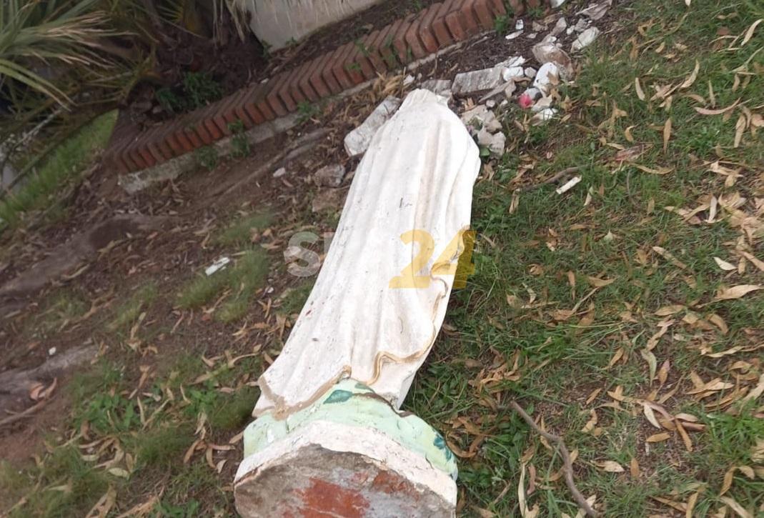 “Repudio total”: dañaron la imagen de la Virgen del acceso a Rufino