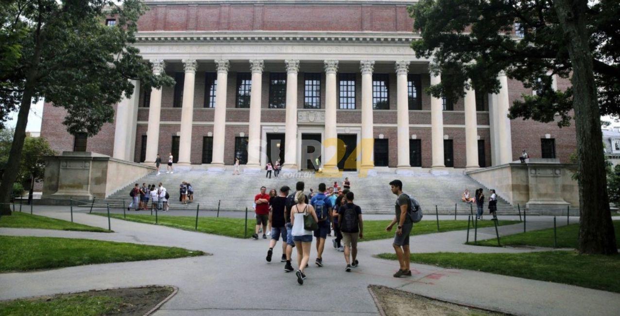 Covid-19: universidades de EEUU perdieron más de medio millón de estudiantes