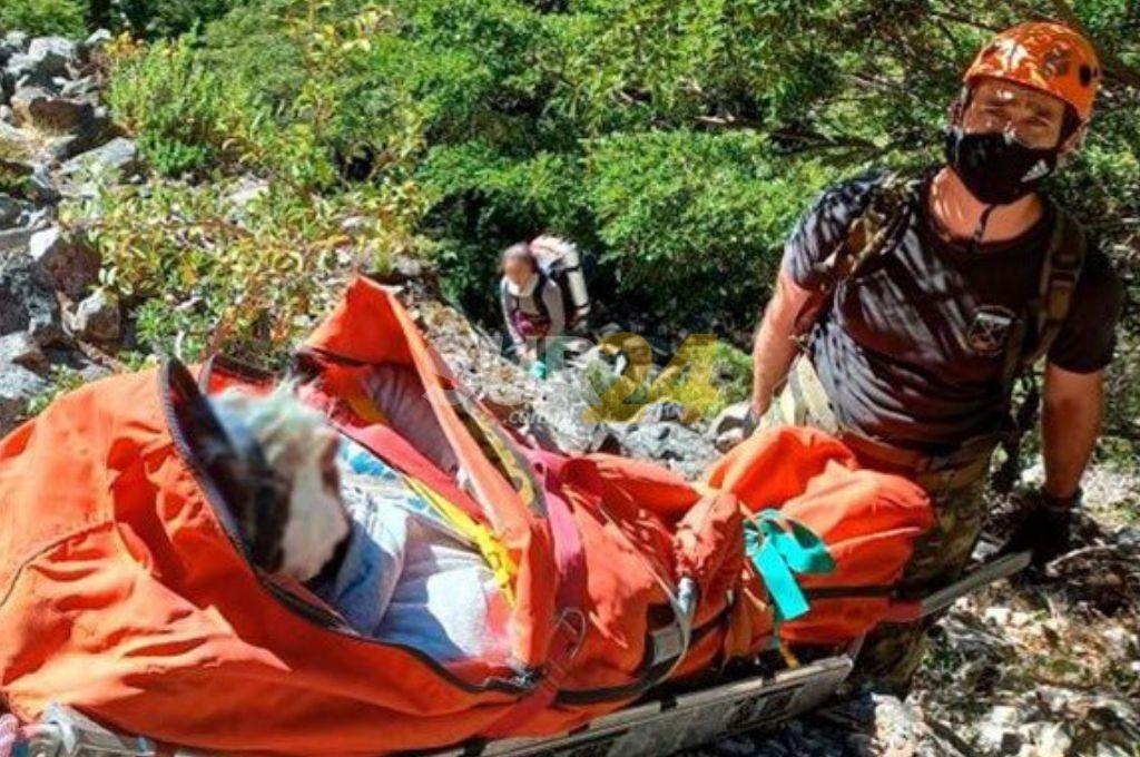 Rescatan a tres andinistas en Río Negro