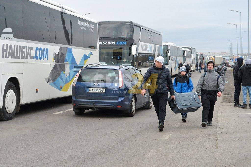 Unos 50 argentinos en Ucrania quieren salir del país