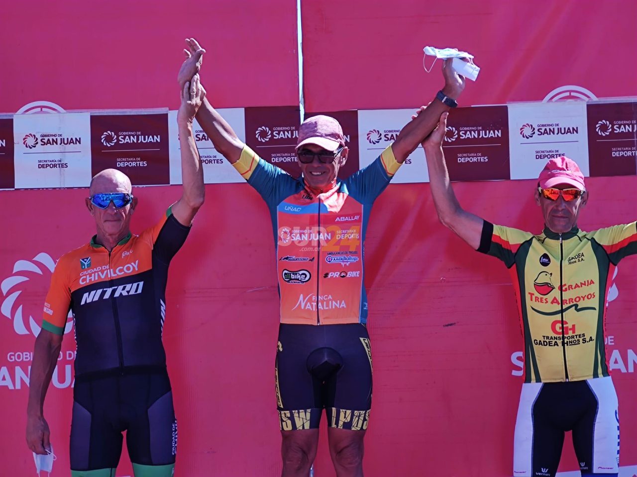 El venadense Adrián García ganó la primera etapa en San Juan