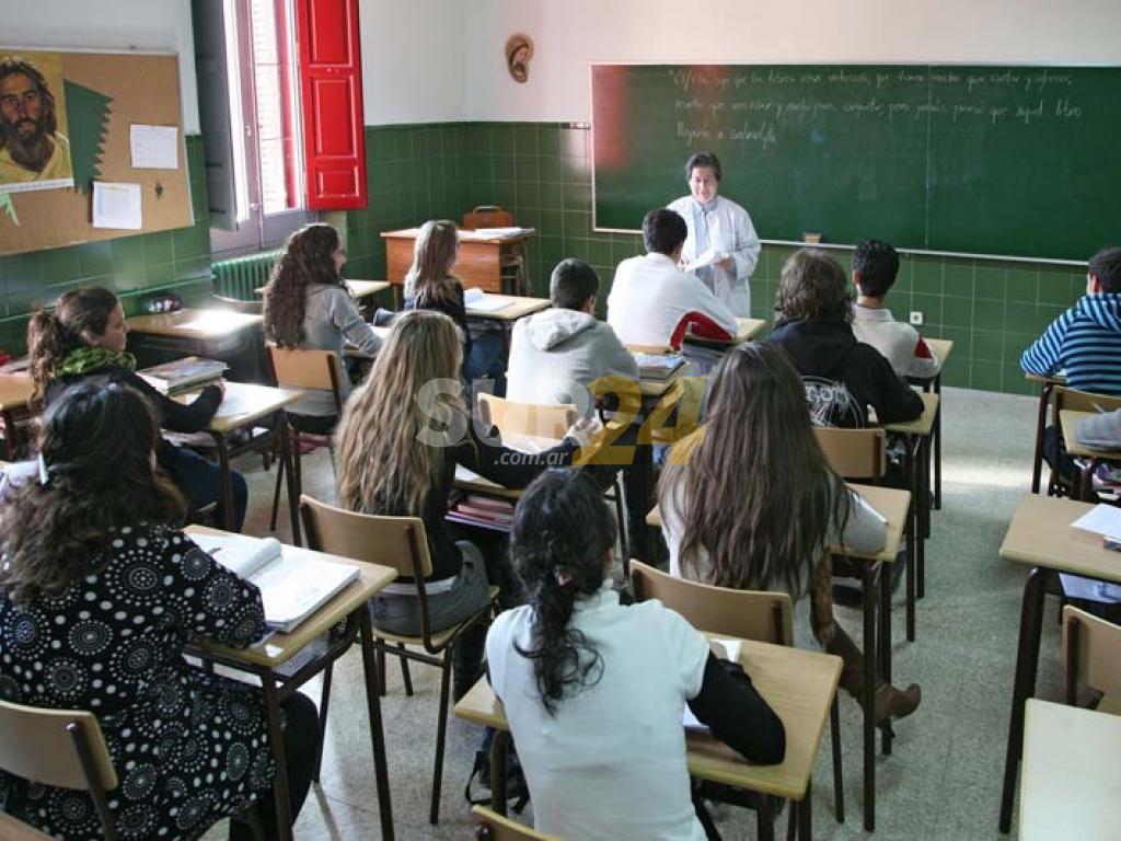 3500 alumnos deben volver a las aulas de Santa Fe 