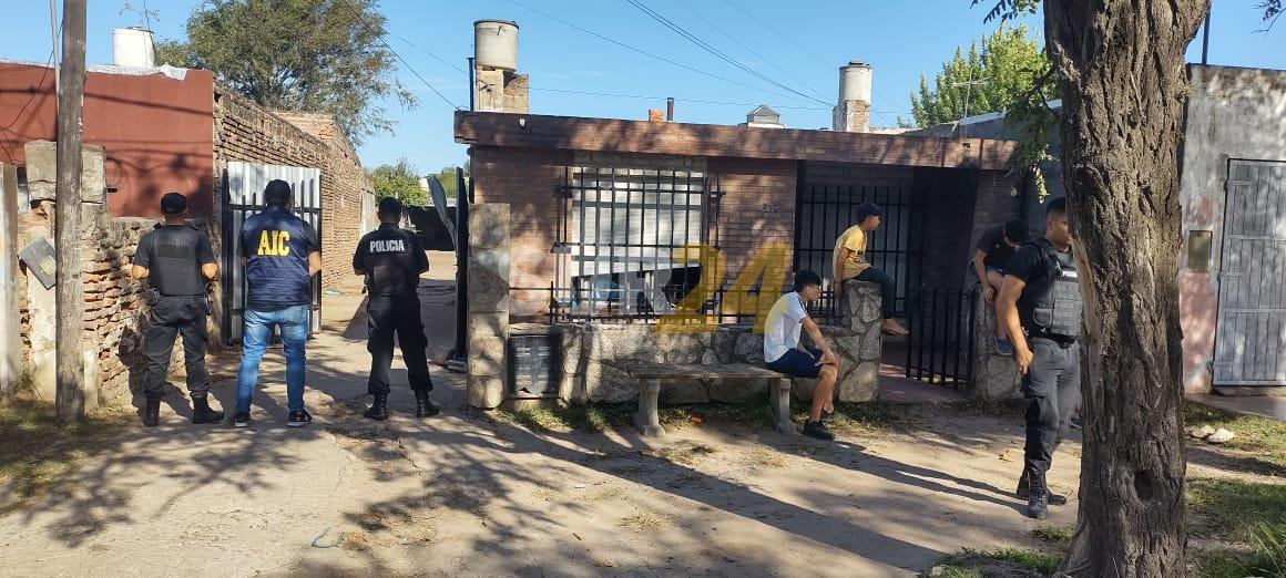 Venado Tuerto: allanaron una vivienda en Barrio Gutiérrez por un robo calificado  