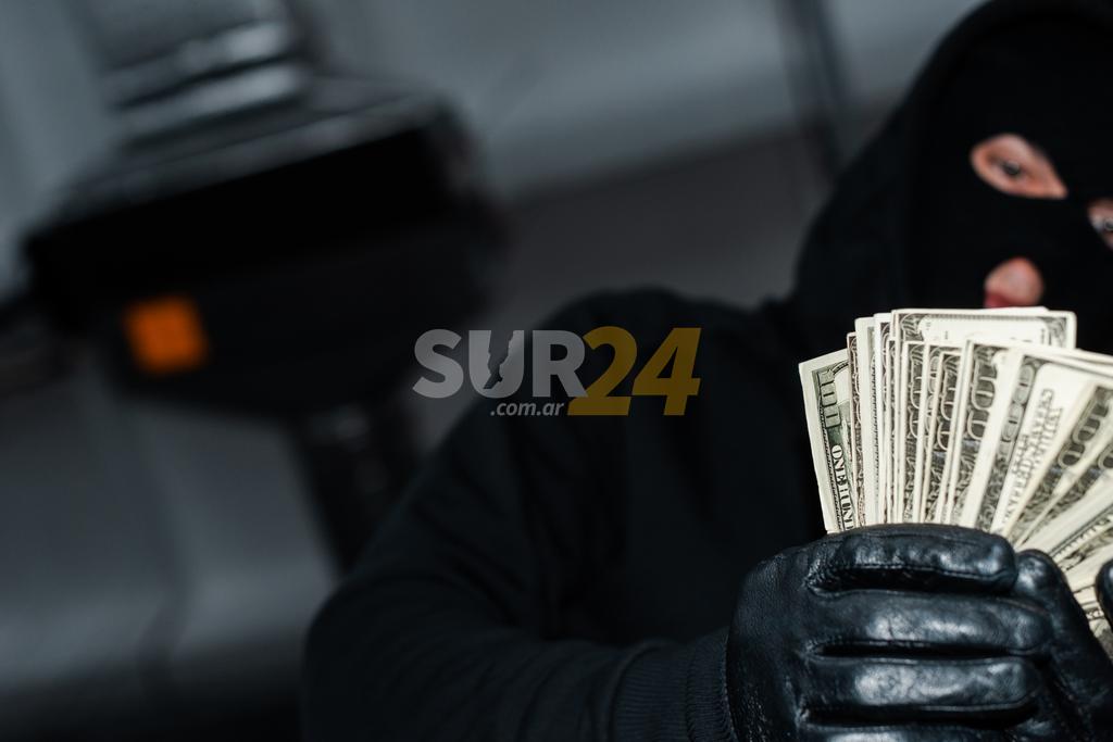 Rufino: estafan a un hombre en 4.500 dólares y 120.000 pesos
