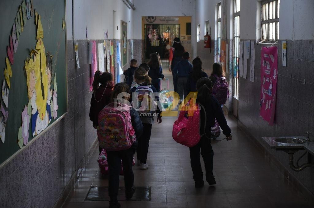 Extensión horaria en escuelas: el gobierno santafesino puso reparos sobre aspectos operativos 