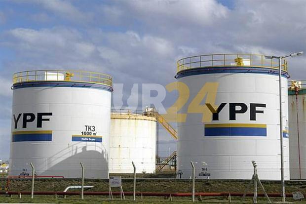 YPF anunció que aumentará su oferta de gasoil en abril y mayo