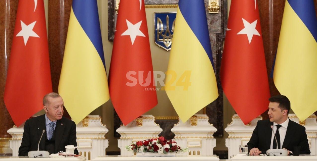 Zelenski y Erdogan discutieron los pasos a seguir para lograr la paz