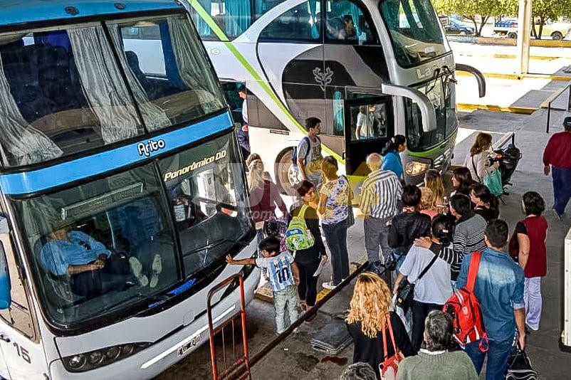 En busca de un nuevo servicio de pasajeros por ruta 14 hacia Diego de Alvear 