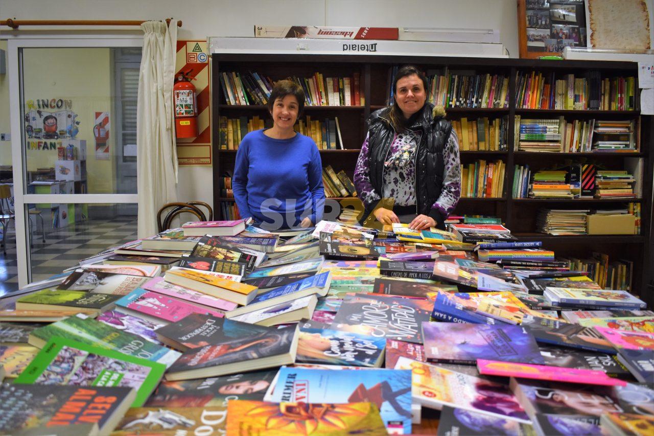 Fuerte inversión de la Biblioteca Sarmiento de Sancti Spiritu en la Feria del Libro