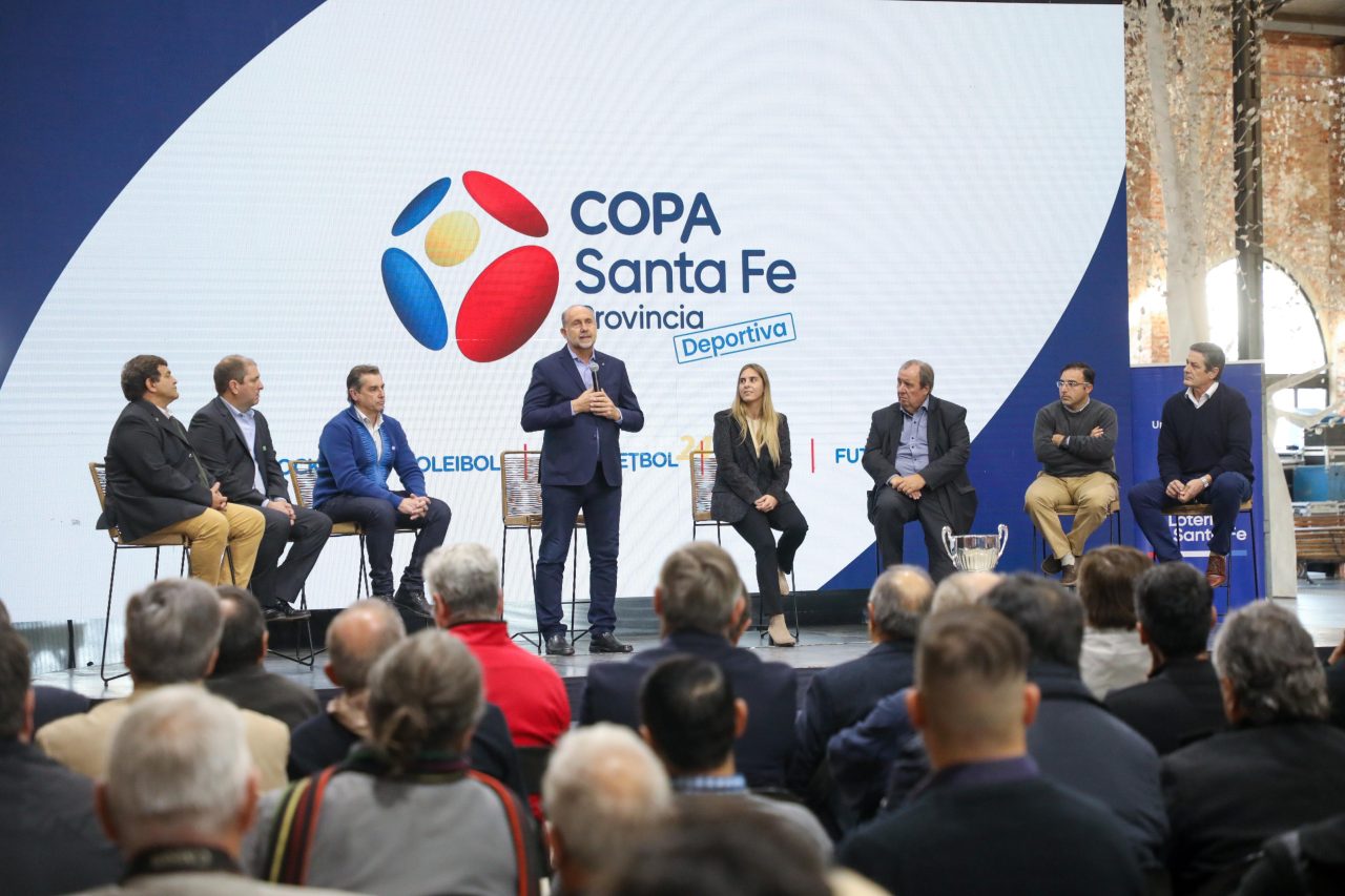 Perotti presentó las Copas Santa Fe Provincia Deportiva 2022