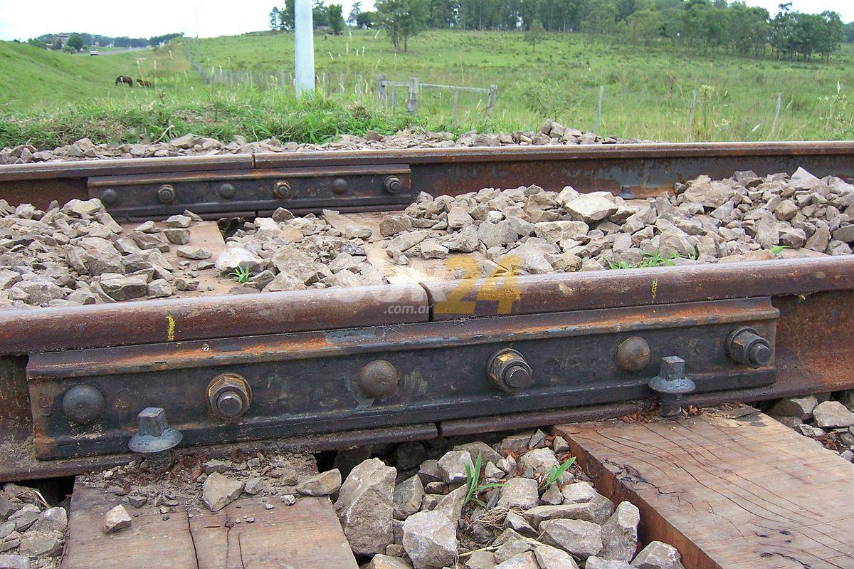 Rufino: roban partes de las vías del ferrocarril