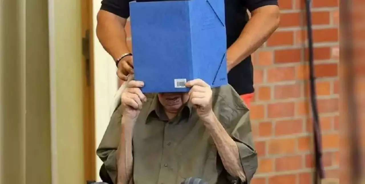 Condenan a un hombre de 101 años por crímenes de lesa humanidad cometidos durante el Holocausto 