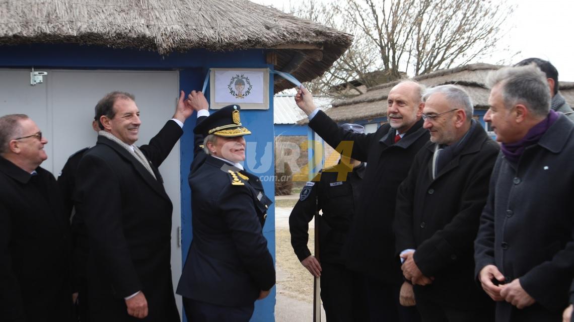 Perotti inauguró una nueva escuela de policía en Rafaela