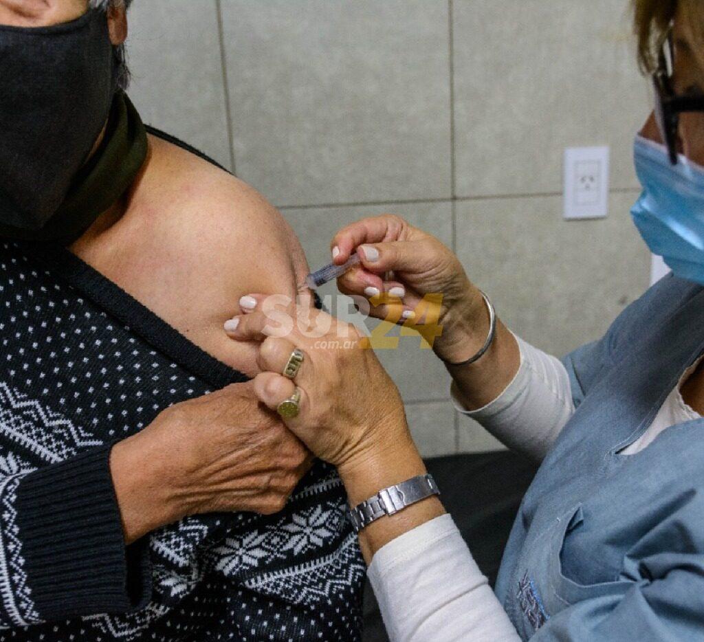 Sigue la campaña de vacunación antigripal en barrio San Vicente y zona sur 