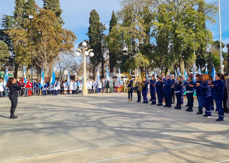 Venado Tuerto homenajeó a Belgrano en el Día de la Bandera