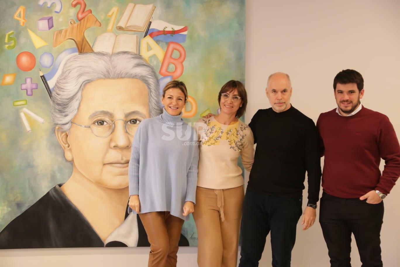 Junto a Larreta y Chiarella, Laura Lorenzini descubrió el óleo de Rosario Vera Peñaloza