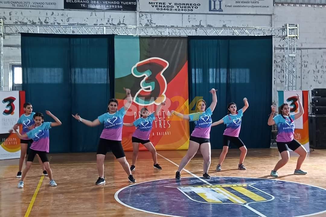 Gran actuación de la Escuela de Danza Municipal de Rufino