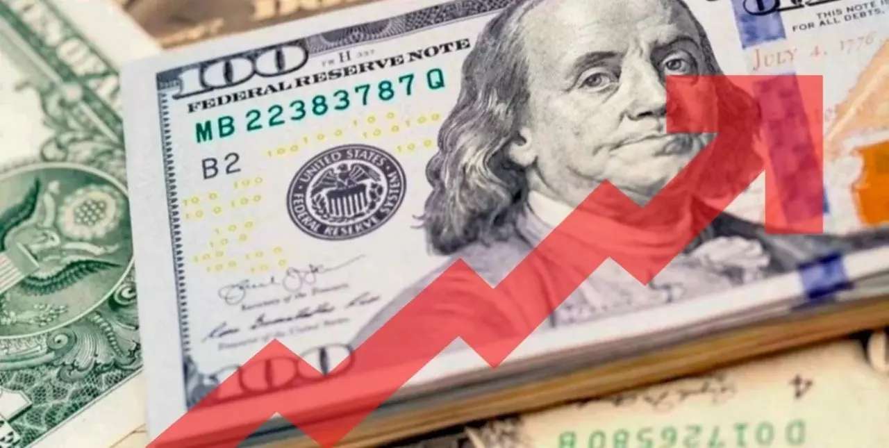 Dólar hoy: el “blue” toca los $ 450 en otra jornada récord