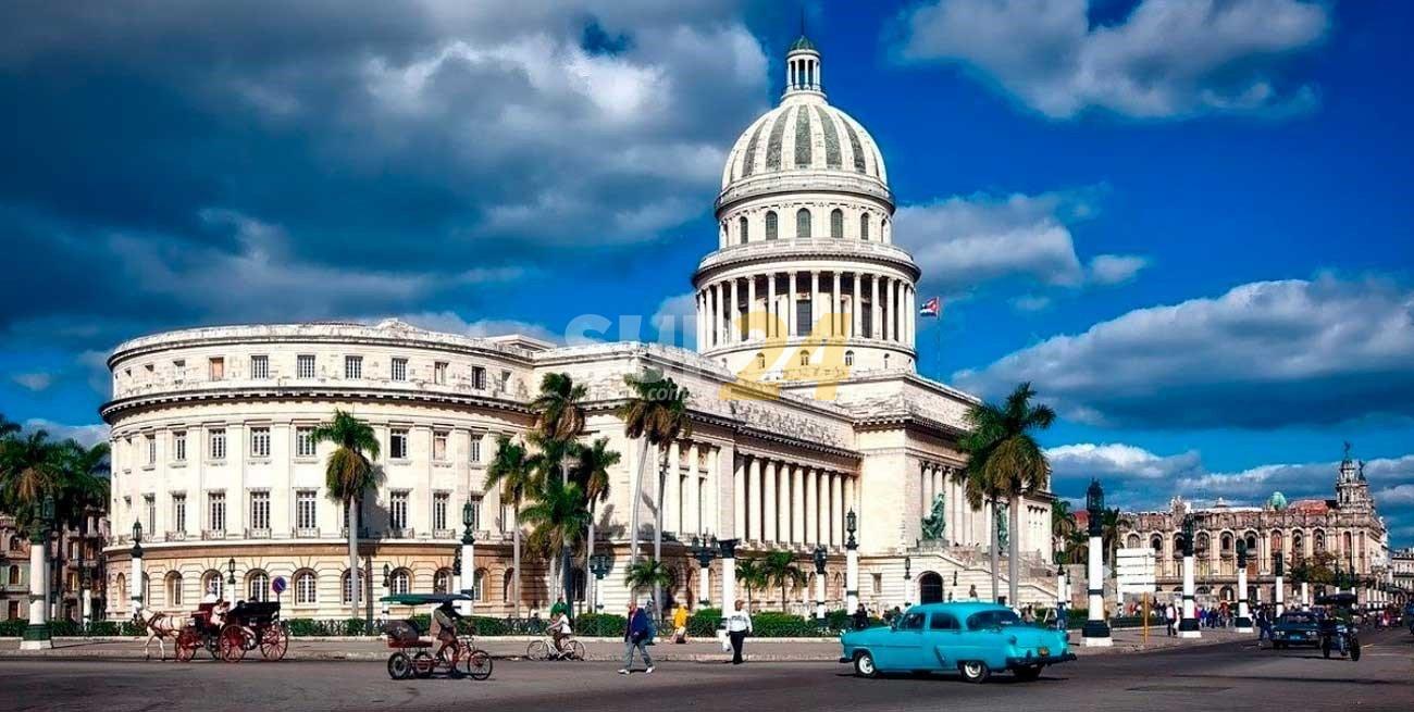Histórico: desde este martes, los cubanos podrán comprar dólares 