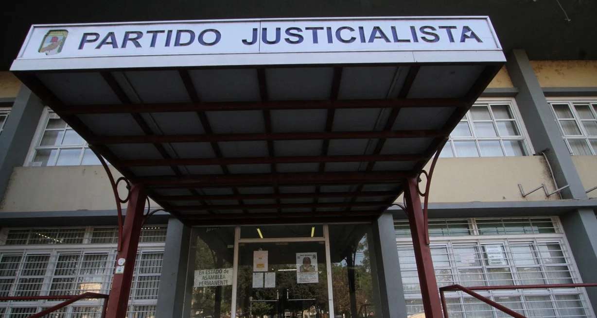 La situación de Cristina Fernández moviliza al peronismo en la provincia de Santa Fe