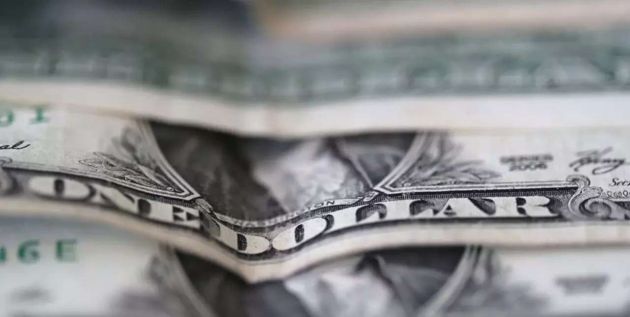 El dólar blue subió a $ 297 y las cotizaciones financieras operaron al alza