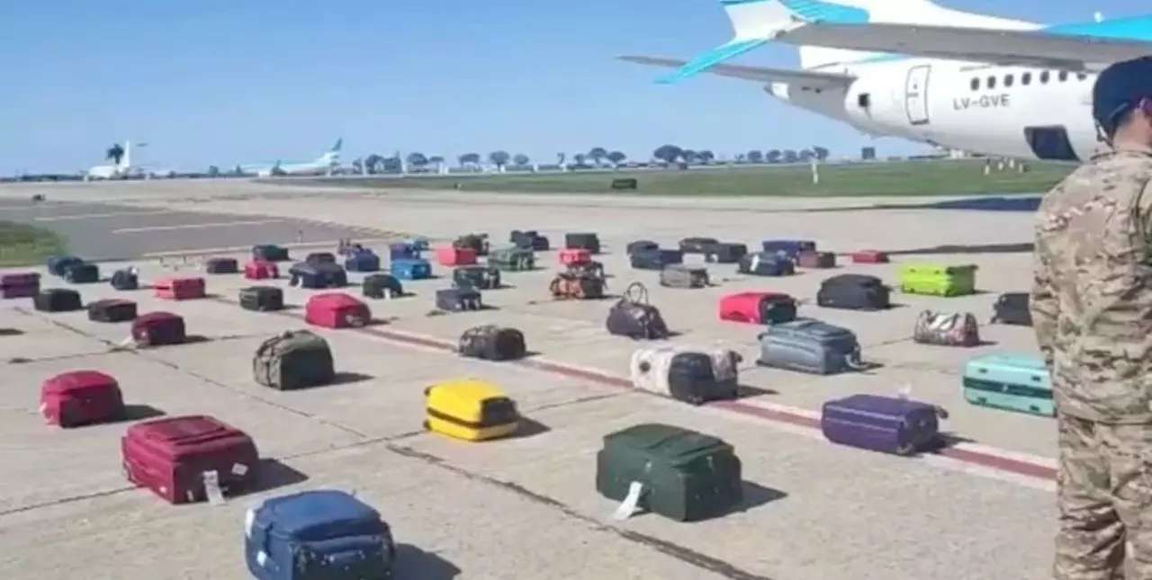 Debieron evacuar un avión de Aerolíneas Argentinas por una amenza de bomba