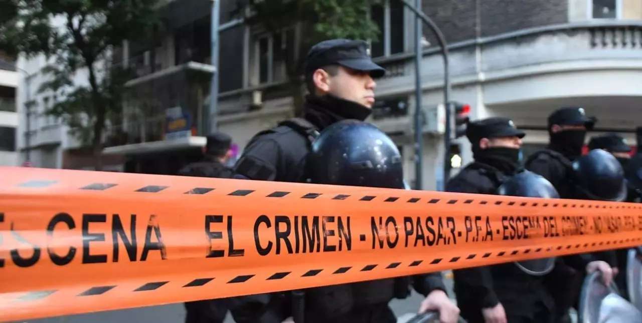 La jueza Capuchetti fue inspeccionar el lugar donde intentaron disparar a Cristina Kirchner 