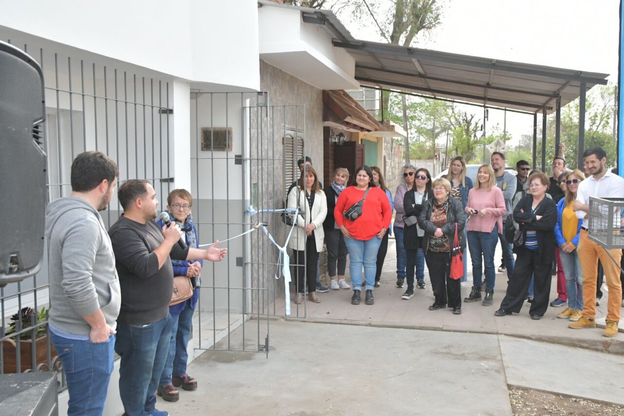 El Gobierno municipal reinauguró las instalaciones de la vecinal del barrio Alejandro Gutiérrez
