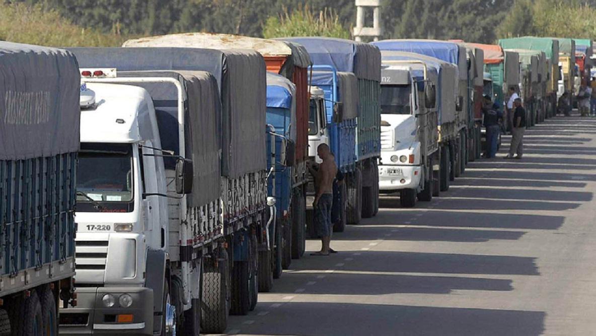 Acusan a camioneros de Moyano de “amenazar y extorsionar” a afiliados en toda la provincia