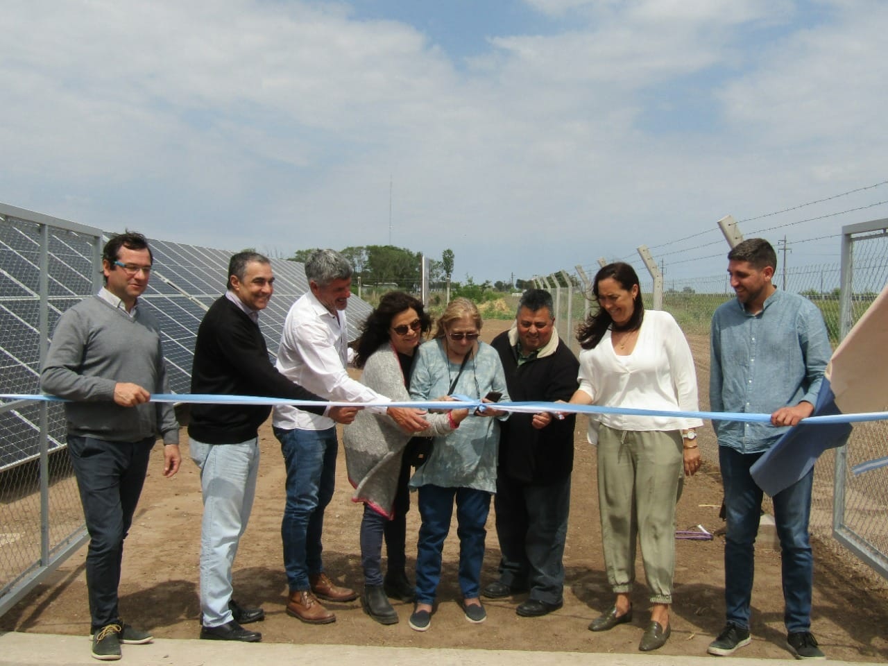María Teresa inauguró la Comunidad Solar, primera en la provincia