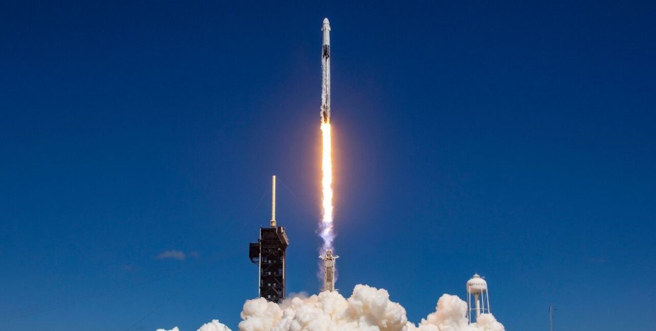 SpaceX de Elon Musk lanzó una estación espacial con una cosmonauta rusa en la tripulación de la NASA