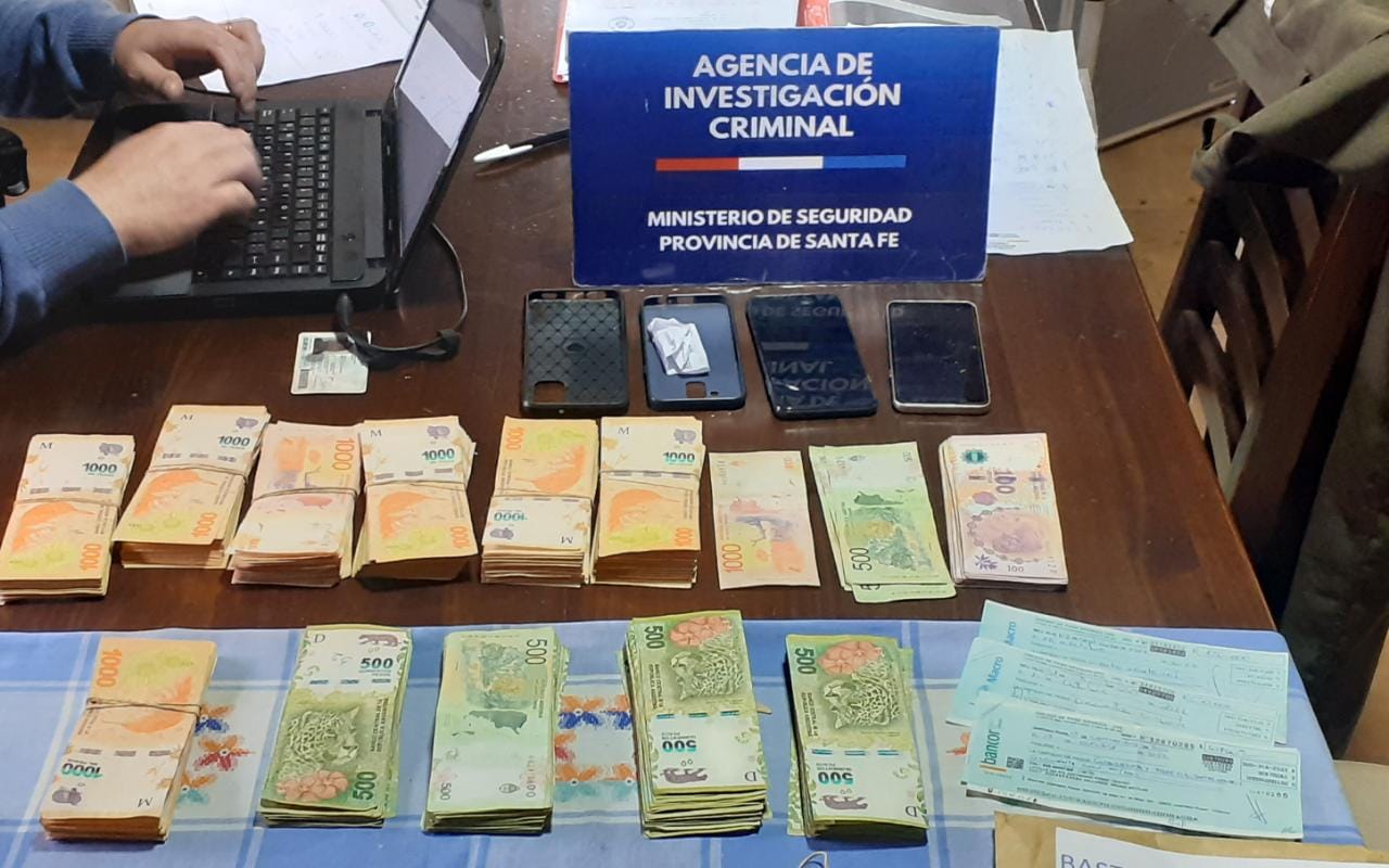 Golpe al narcotráfico: más de 35 allanamientos en 7 cárceles y en domicilios de Venado Tuerto, Rosario y Córdoba